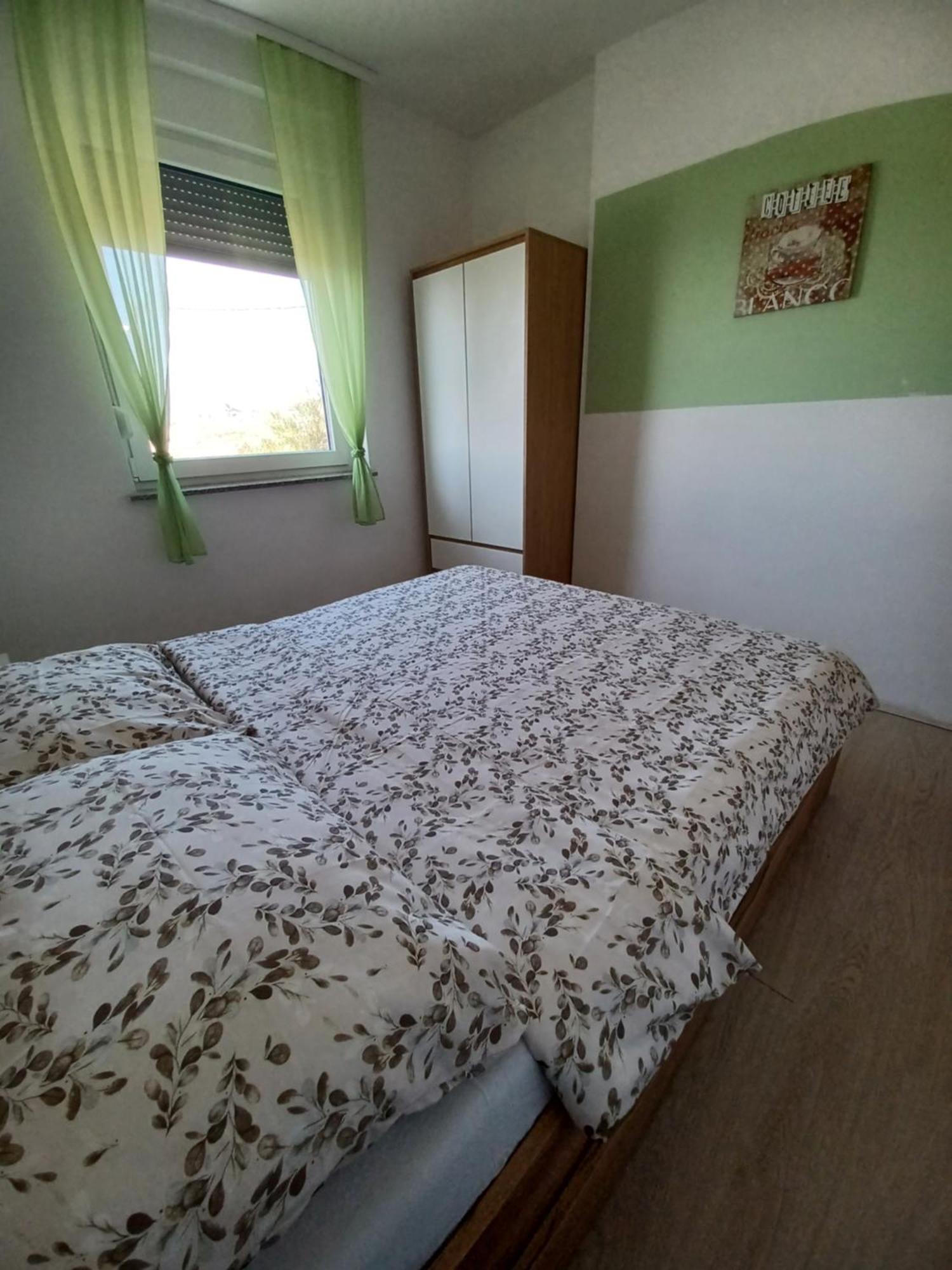 Apartmani Suncev Sjaj Rtina Exterior photo